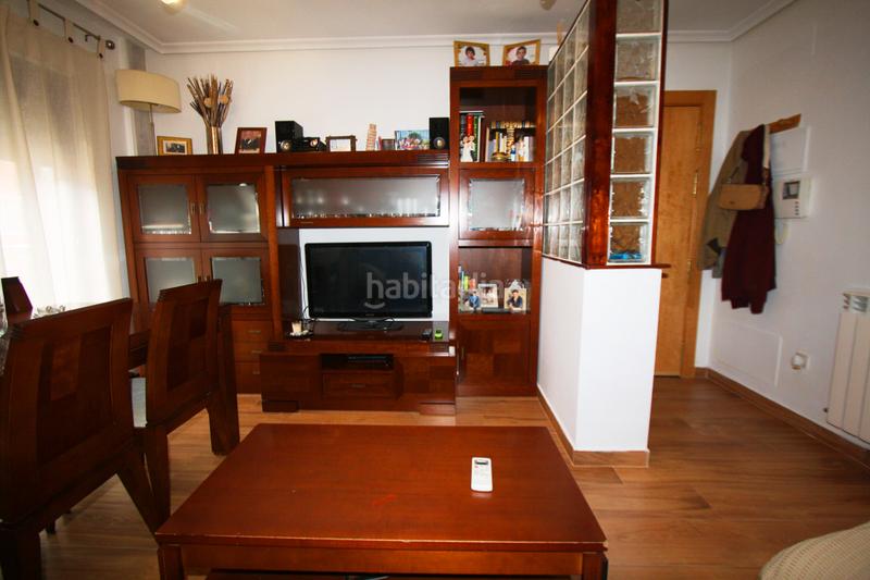 Foto 0b210959-cb54-4d57-aaf0-f0980002ba33. Piso excelente piso con patio en El Pilar Albacete