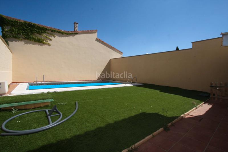 Foto ee5a1632-49f9-4f36-8282-545c9864a118. Casa adossada a calle rafael requena 10 a Gineta (La)