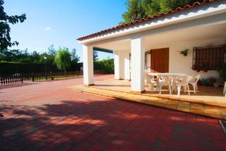 Chalet en San Pablo. ¡¡ te presentamos una casa  muy coqueta concebida  en un entorno