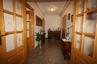 Etagenwohnung in Fátima. Buscas piso de 4 dormitorios para entrar a vivir ya ??