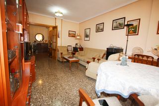Appartement  Calle blasco ibáñez 70. Buscas vivienda familiar  que lo tenga todo para entrar a vivir