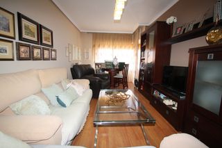 Pis  Calle batalla del salado 15. Buscas vivienda familiar que lo tenga todo para entrar a vivir y