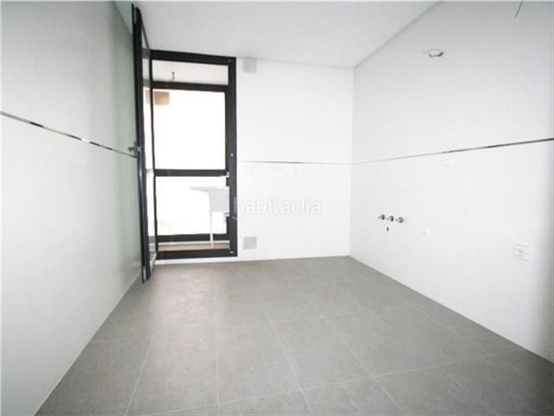 Foto 9a9dcd24-49ce-422a-a286-00451919a542. Flat with heating parking in Centro Albacete