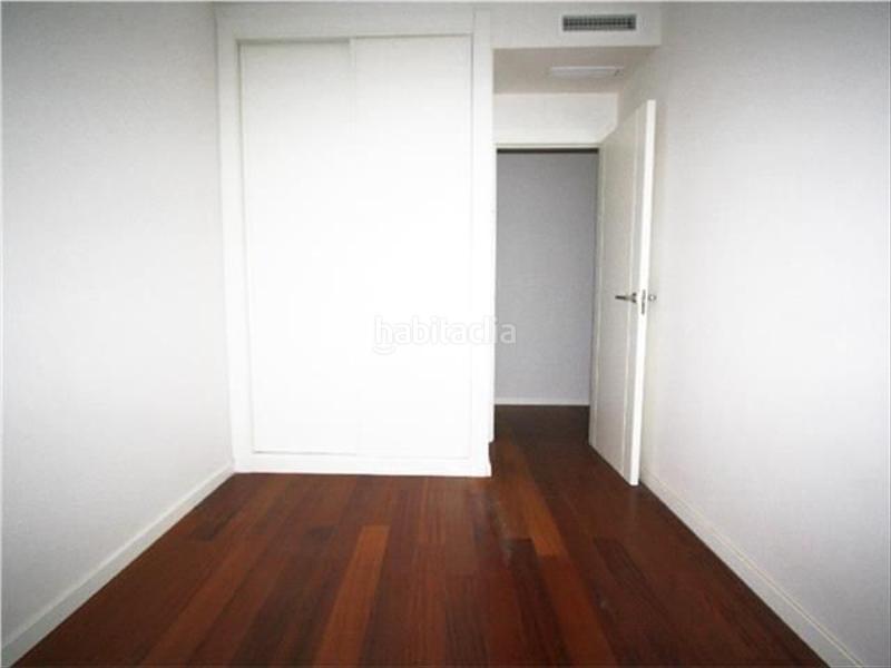 Foto f615d657-5097-4f52-af4b-8f86c01dfdd8. Flat with heating parking in Centro Albacete