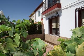 Maison jumelée à Casas de Juan Núñez. Vendo unifamiliar adosado en casas de juan núñez, a 30 kilómetro