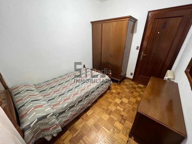 Foto 6bfd49cb-3d69-4b96-a823-4e985d76f1de. Location appartement avec chauffage dans Universidad Ourense