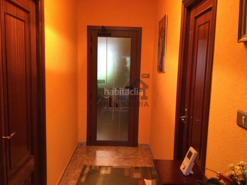 Foto 1b6fe040-ea4e-489d-ae4e-ee267a1f234c. Chalet con riscaldamento parcheggio in Lobeira