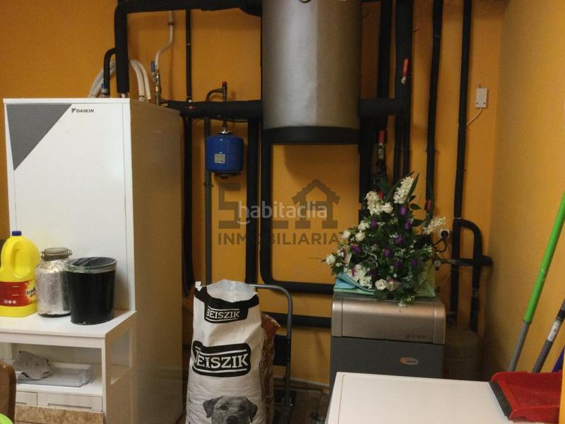 Foto 459309d6-b5c3-4b0f-97e2-006c984dafb0. Chalet con riscaldamento parcheggio in Lobeira