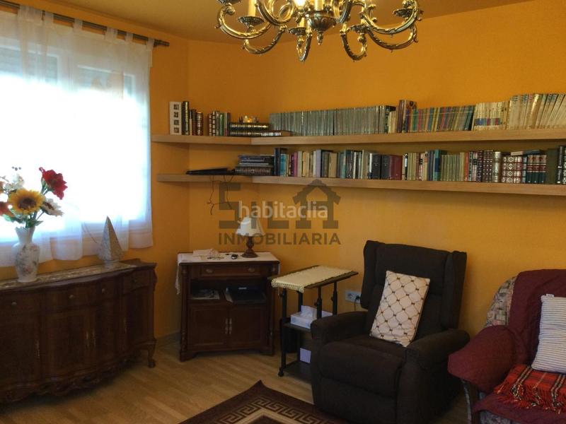 Foto 910ae611-8e06-44c4-9dae-1e3a4b7d1a9c. Chalet con riscaldamento parcheggio in Lobeira