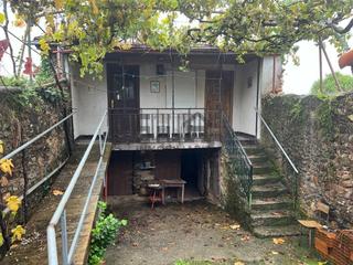 Casa  Lg. sabucedo de montes