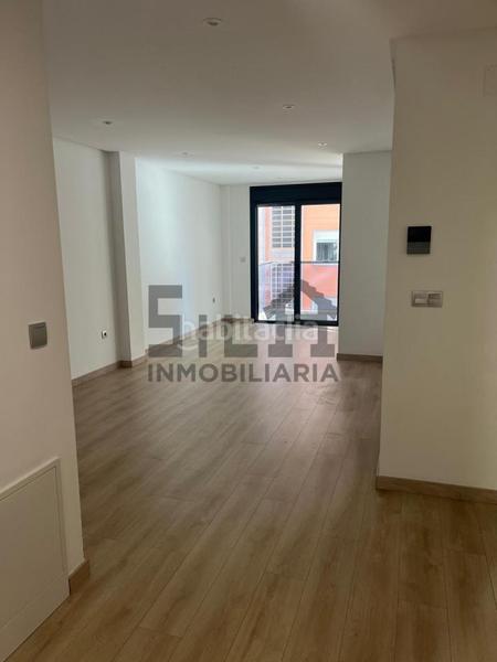 Foto 7a5d3539-cec0-4add-80df-b41cf3ebf549. Alquiler piso en Centro Ourense