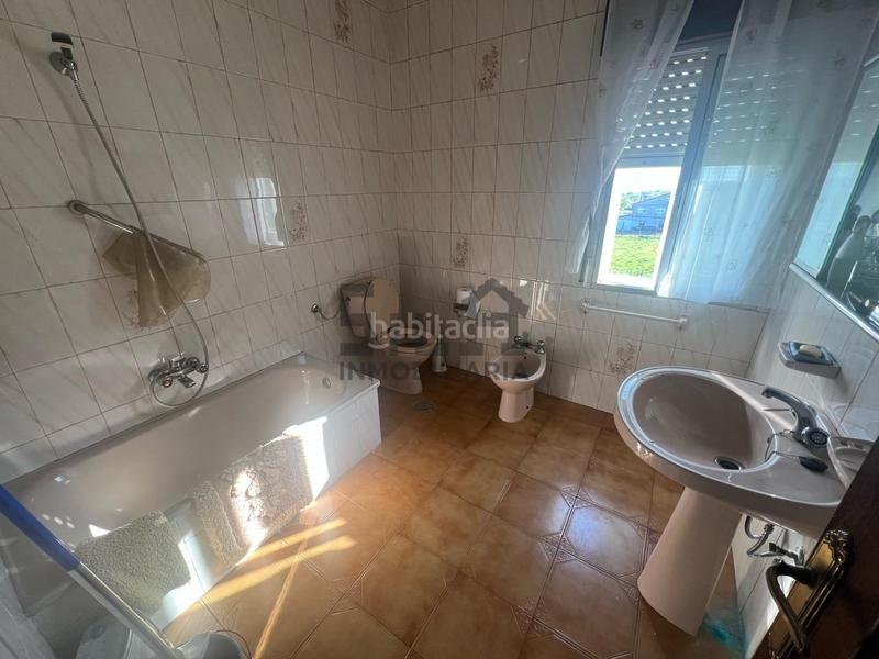 Foto c0186101-ea98-4f99-9e07-bc5b3419c1d0. Xalet amb calefacció aparcament a Vilamarín