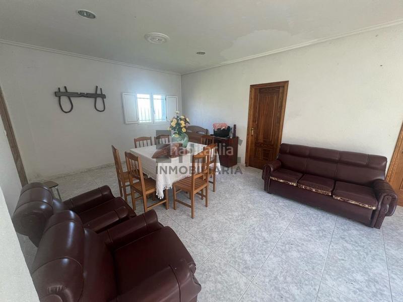 Foto de4448cc-d58b-41e1-bf38-2972b0d6c683. Xalet amb calefacció aparcament a Vilamarín