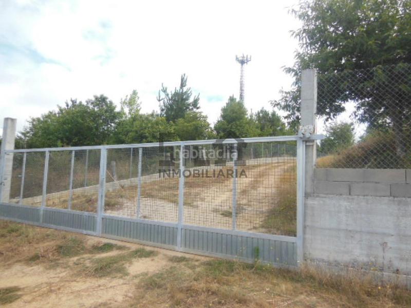 Foto b267650d-9ad5-42f2-b68e-dfb0d425eff8. Terreno residencial en San Cibrao das Viñas