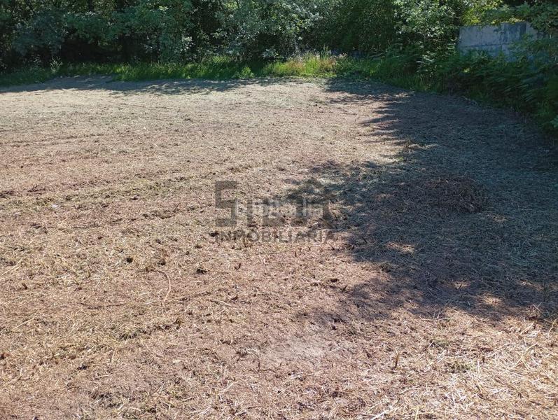 Foto c833c1ba-34e9-4de1-a05c-9e4014684006. Terreno residencial en Pereiro de Aguiar (O)