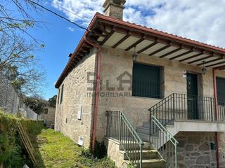 Chalet in Amoeiro