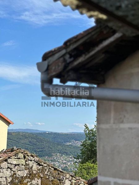 Foto 9b29de1a-279b-484d-9808-b26456c87446. Casa amb calefacció a Coles
