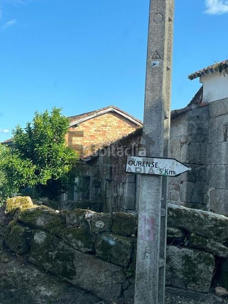 Foto baad880a-6284-4f2e-9ed2-17b28f0d42ab. Casa amb calefacció a Coles