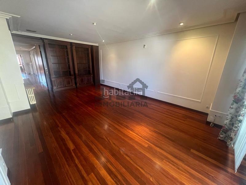 Foto 1accfe4d-e319-4684-8c24-0f18b8599832. Appartement avec chauffage parking dans Centro Ourense