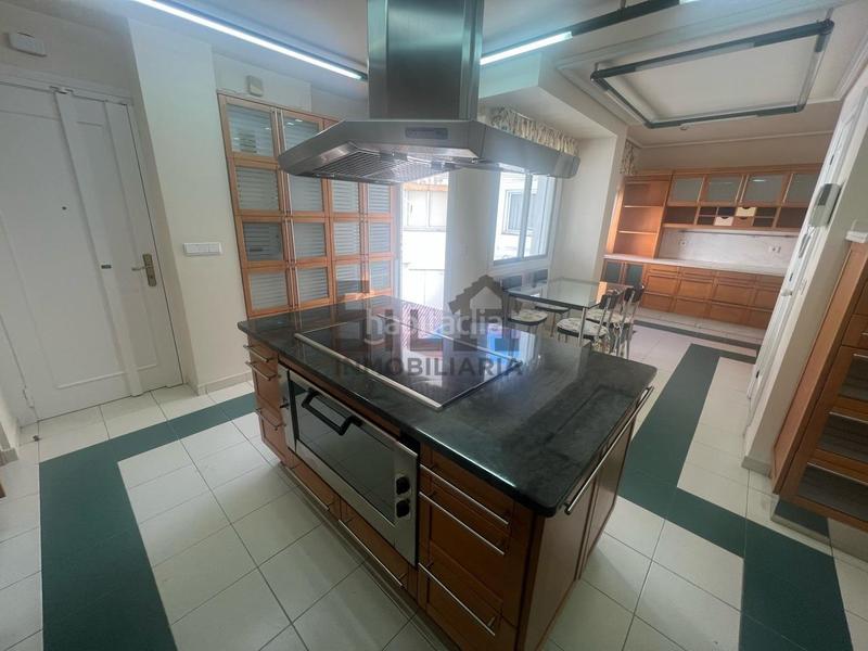 Foto f0802acd-1c7b-4394-a75d-38a442133cca. Appartement avec chauffage parking dans Centro Ourense