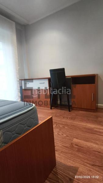 Foto 9a90d603-b7e5-4a12-9d73-298cf63eced5. Rent flat with heating in Universidad Ourense