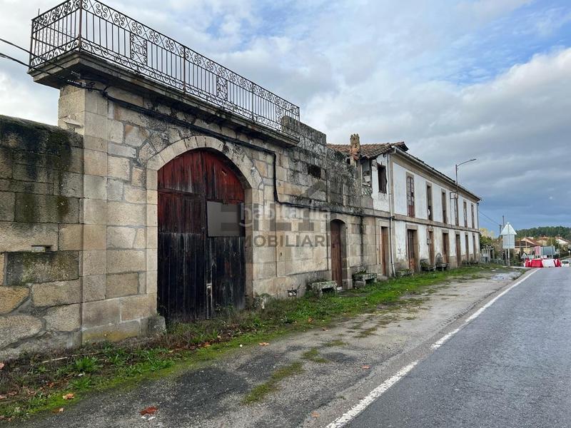 Foto 82335861-f24d-4423-85ef-c93dd96894c6. Casa amb aparcament a Taboadela