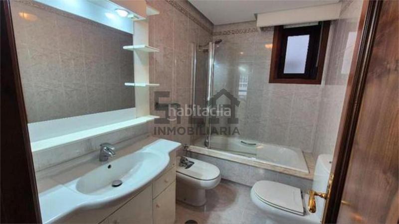 Foto 80cdf1ca-8508-42d2-86e4-0e8d976f437a. Location appartement avec chauffage dans Centro Ourense