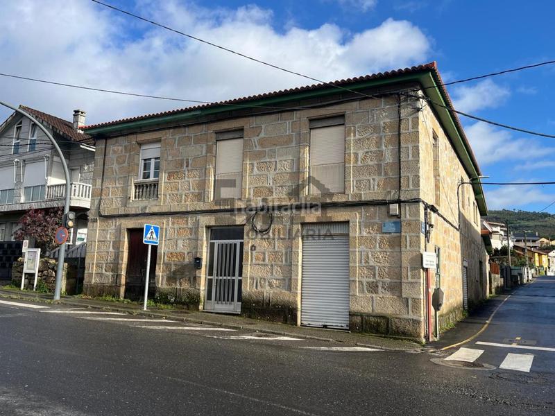 Foto 4a7bd5a3-fbd1-4790-a2c7-4d612ba40e8d. House with heating in As Lagoas Ourense