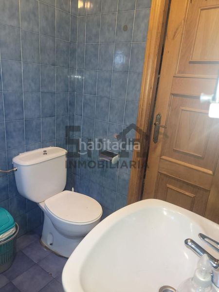 Foto f8405b1f-e8f6-4251-b229-7e726625720d. Casa amb calefacció aparcament a Xinzo de Limia