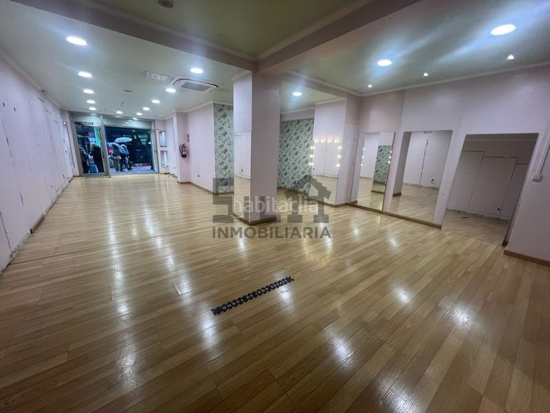 Foto a311a2e7-9788-4ed4-9e42-8c7eb7729625. Local comercial a Centro Ourense