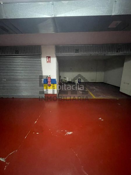 Foto 401ec5f5-cdba-4486-914d-9b545e3c8925. Aparcament cotxe a Centro Ourense
