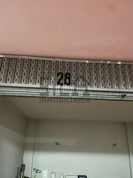 Foto 73955dc8-523c-4543-9413-0eed8ff92116. Aparcament cotxe a Centro Ourense