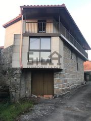 Maison à Nogueira de Ramuín