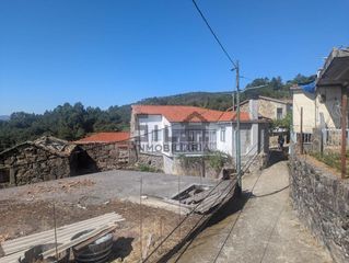 Maison à Lobeira