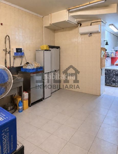 Foto 9fe13282-3b6e-4aad-ac8d-091fc3119574. Casa amb calefacció aparcament a Coles