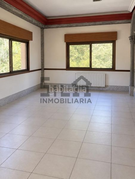 Foto d6c7996e-2665-4495-9463-54278905a30c. Casa amb calefacció aparcament a Coles