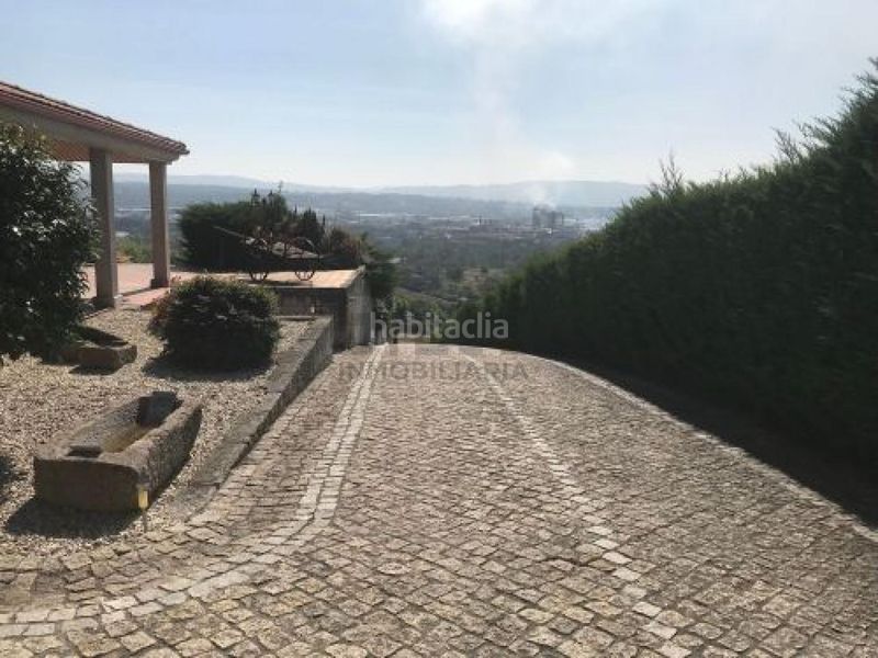 Foto 1cad0985-b369-4c86-98ca-fed8c353e43d. Chalet con riscaldamento parcheggio piscina in Barrocanes Ourense