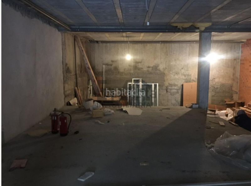 Foto e8a4cd2b-e249-4ece-82ec-252b7db0f7c3. Local comercial en Centro Ourense