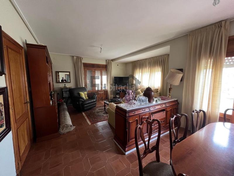 Foto 1b700f4e-c674-4684-a557-4083316001f8. Chalet en Coles