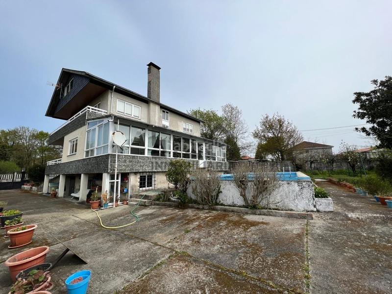 Foto f77db097-5866-4cfd-bbec-7ee1b4046d87. Chalet en Coles