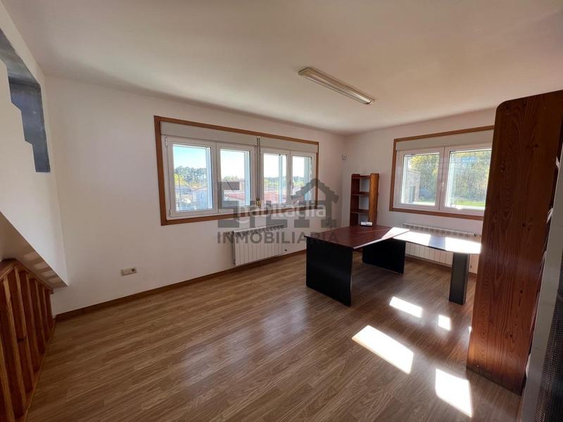 Foto 63b9536f-be8f-4ae3-a10d-14a6af8372c0. Chalet en Coles