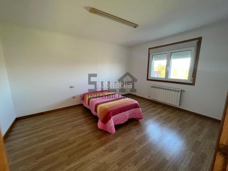 Foto d7afdc81-59d5-4dea-af19-a379eb77e42f. Chalet en Coles