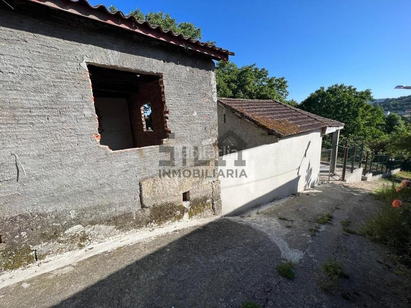 Foto f430bd83-83cc-46a2-99d5-a5b98358001a. Casa amb aparcament a Ventiun Ourense