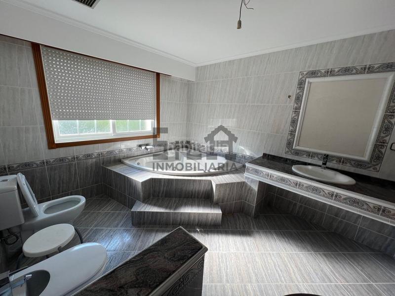 Foto 21232070-ffd3-4cfe-808d-893cddab8b80. Chalet en Barbadás