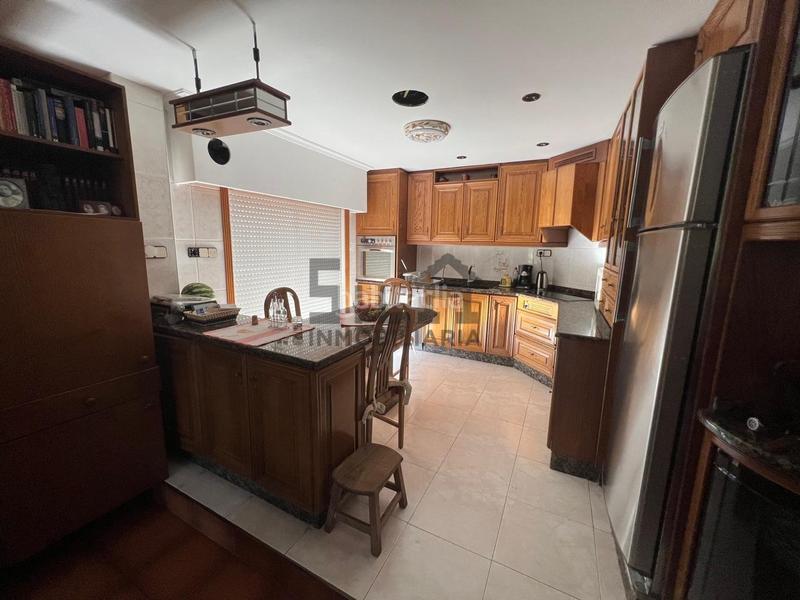 Foto 77707d10-f031-4dc0-9570-d029e1194db2. Chalet en Barbadás