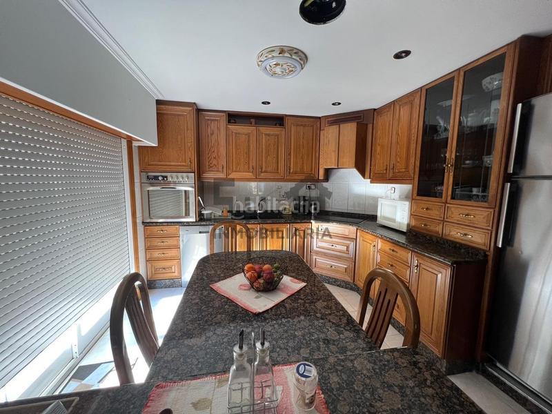 Foto dbada1ec-2903-4fa4-afcd-2cb224b66e75. Chalet avec chauffage parking piscine dans Barbadás