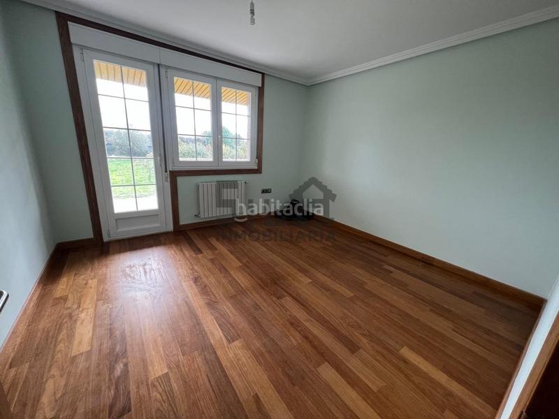 Foto f8183f5c-8217-4522-a5e4-05b506ce48fc. Chalet avec chauffage parking piscine dans Ventiun Ourense