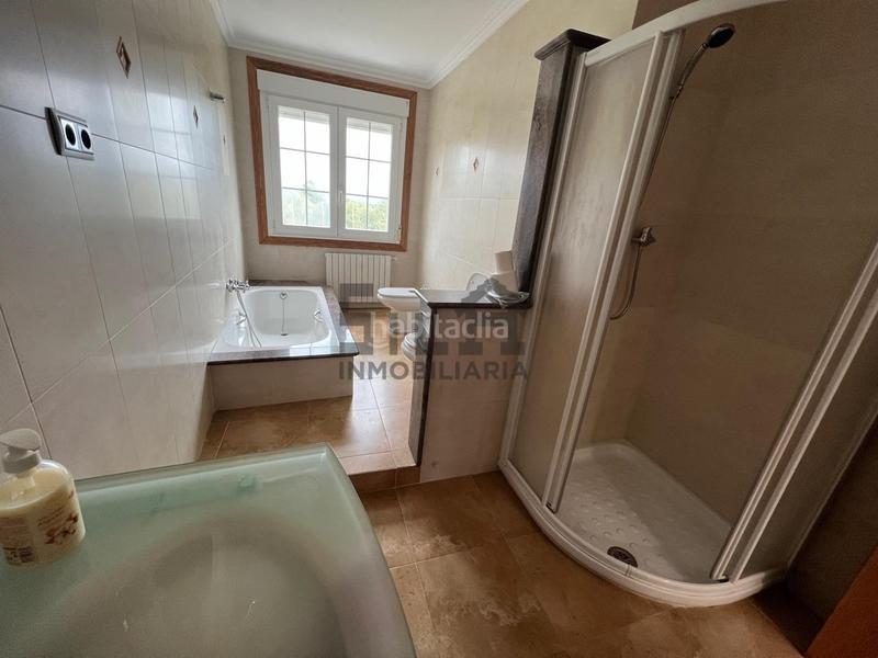 Foto f20b7fef-db1a-4dc7-a521-8f2db6c55558. Chalet en Ventiun Ourense