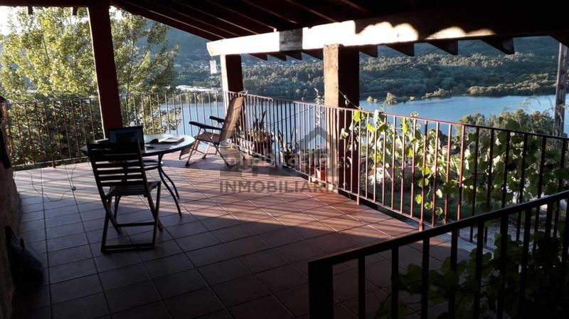 Foto f76039c5-e2b2-46bf-bf2a-6571f370eedb. Chalet con riscaldamento parcheggio in Castrelo de Miño