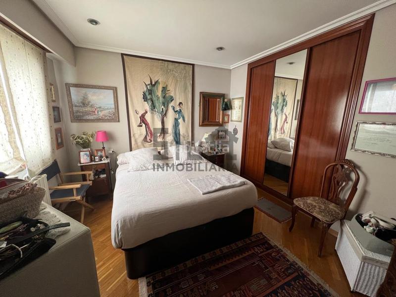 Foto 2fd21a27-a4ee-4f86-8d8d-f3a2d2f55276. Dúplex amb calefacció aparcament a Couto Ourense